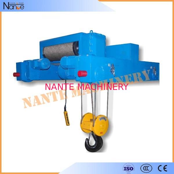 Petrochemical Mining Oil Electric Wire Rope Hoist 3P 380V Plywood Packing